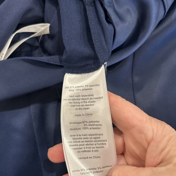 David's Bridal Marine V Neck‎ Stretch Satin Formal Gown Size 0 - Picture 11 of 12